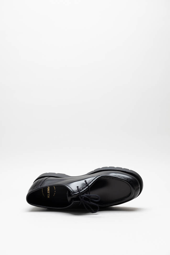zoom in on Zwart Veterschoen image Zwart Veterschoen image