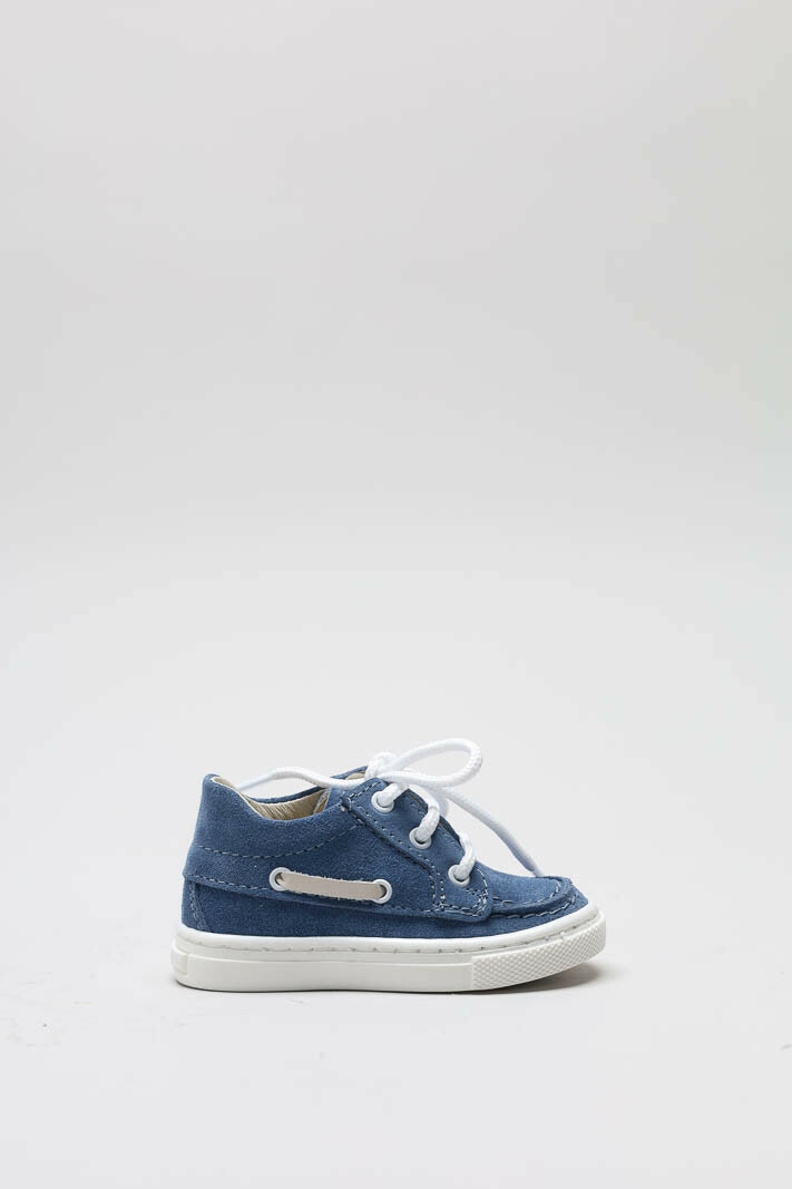zoom in on Blauw Sneaker image Blauw Sneaker image