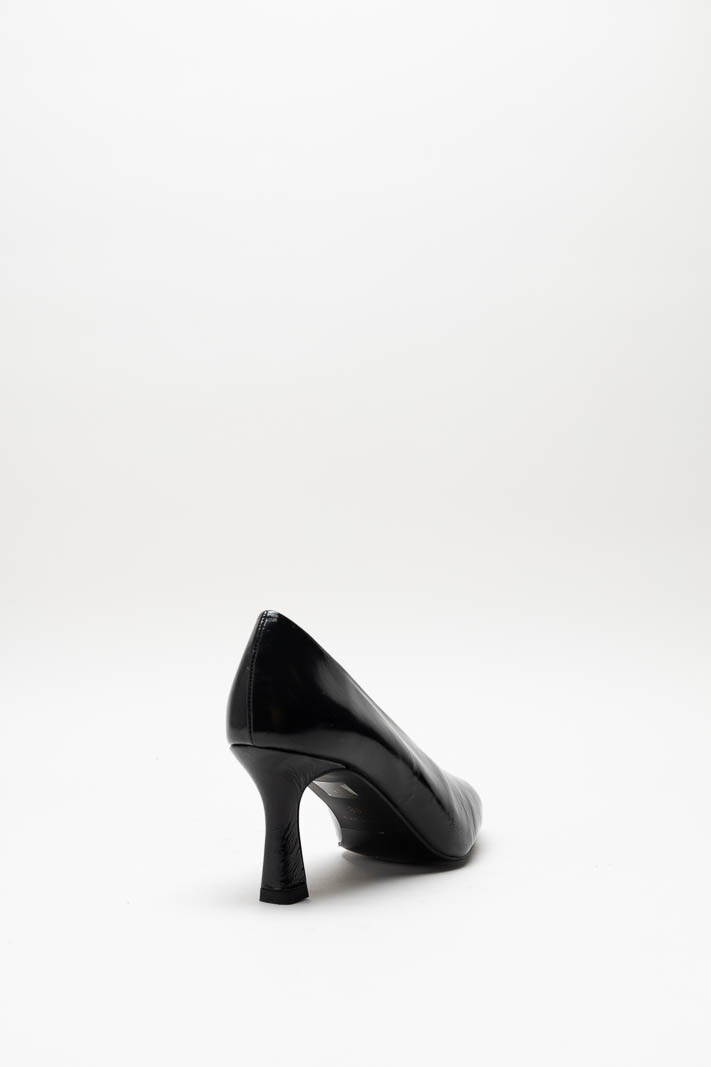 Zwart Pump image