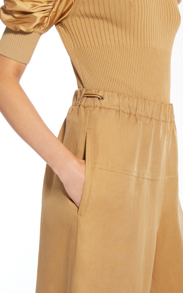 zoom in on Camel Broek image Camel Broek image