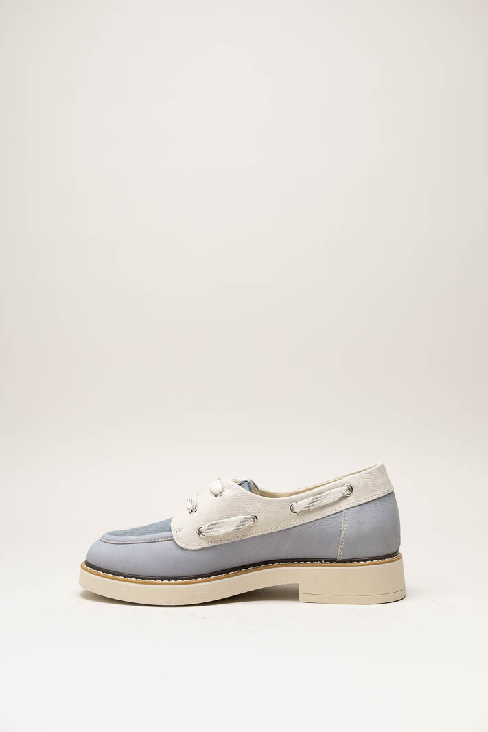 Lichtblauw Veterschoen image