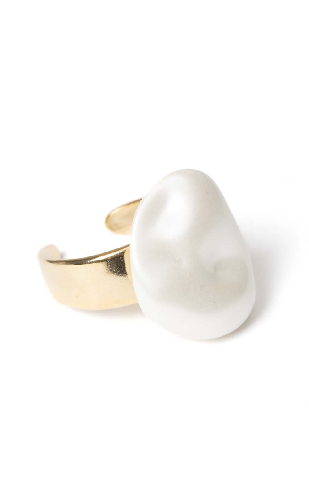Wit Ring