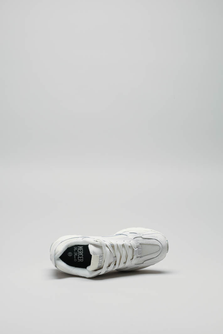 zoom in on Wit Sneaker image Wit Sneaker image