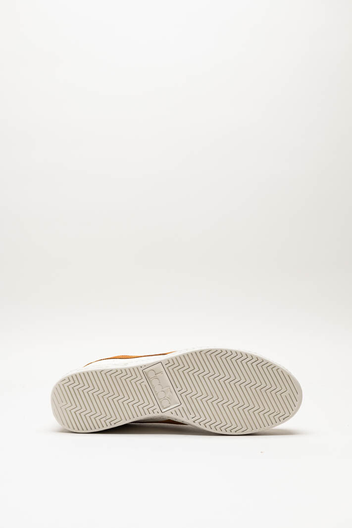 zoom in on Gebroken wit Sneaker image Gebroken wit Sneaker image