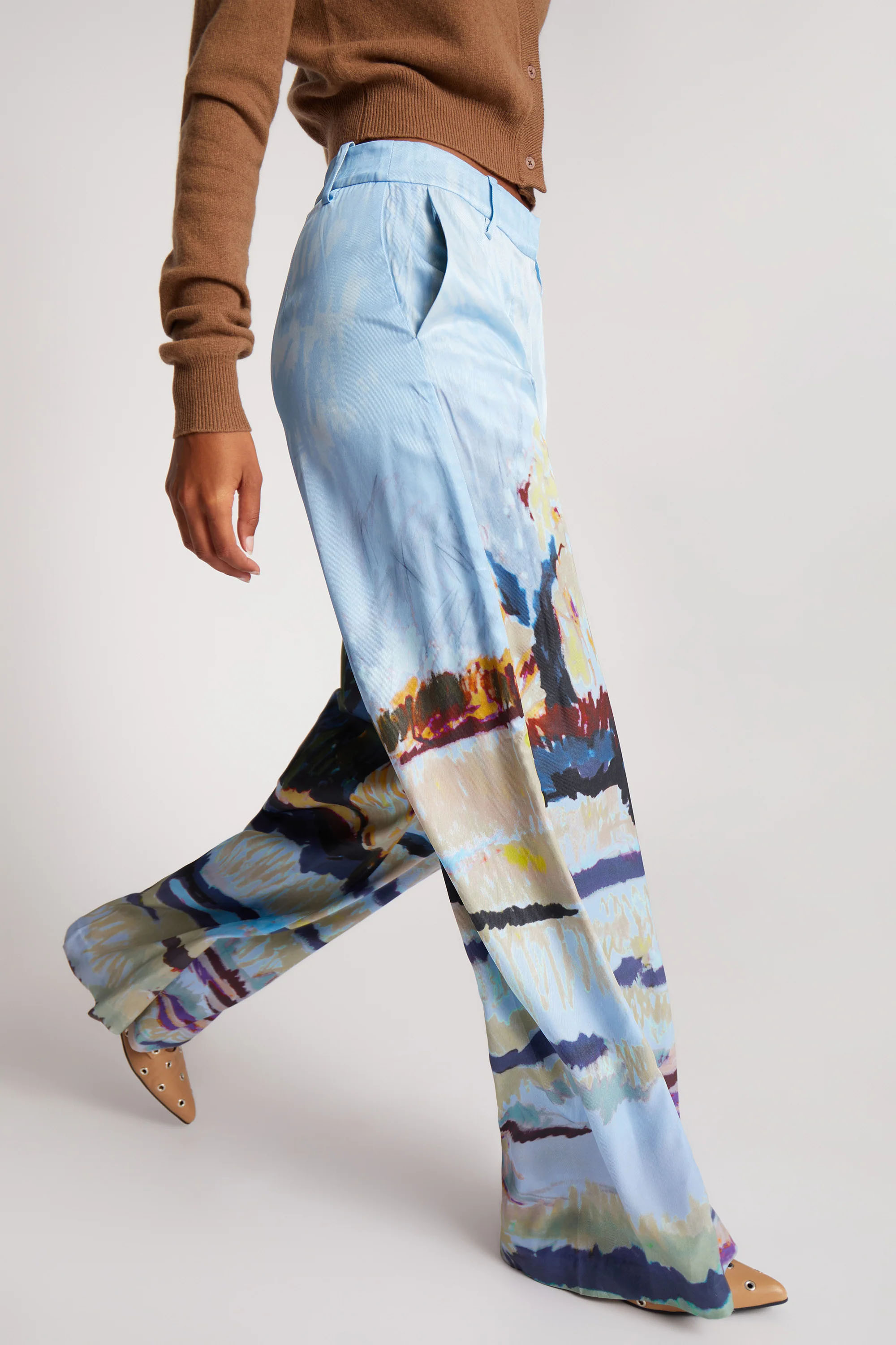 zoom in on Blauw Broek image Blauw Broek image