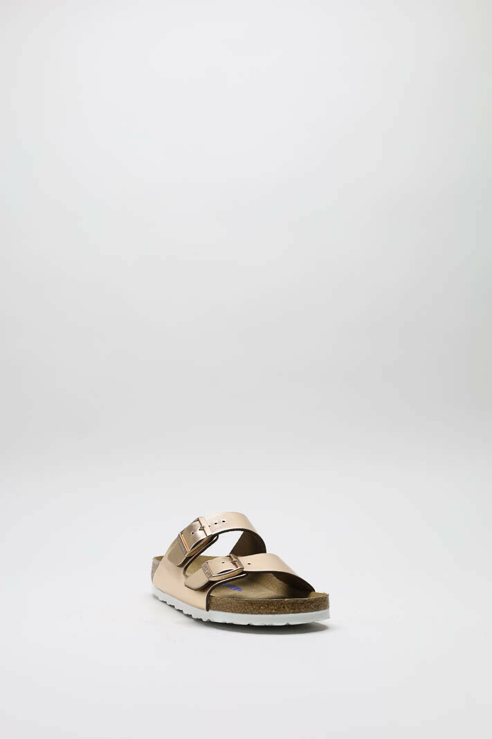 zoom in on Koper Slipper image Koper Slipper image