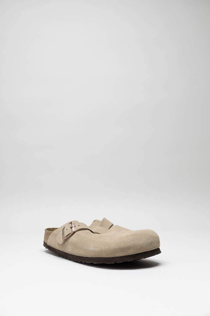 Taupe Muil