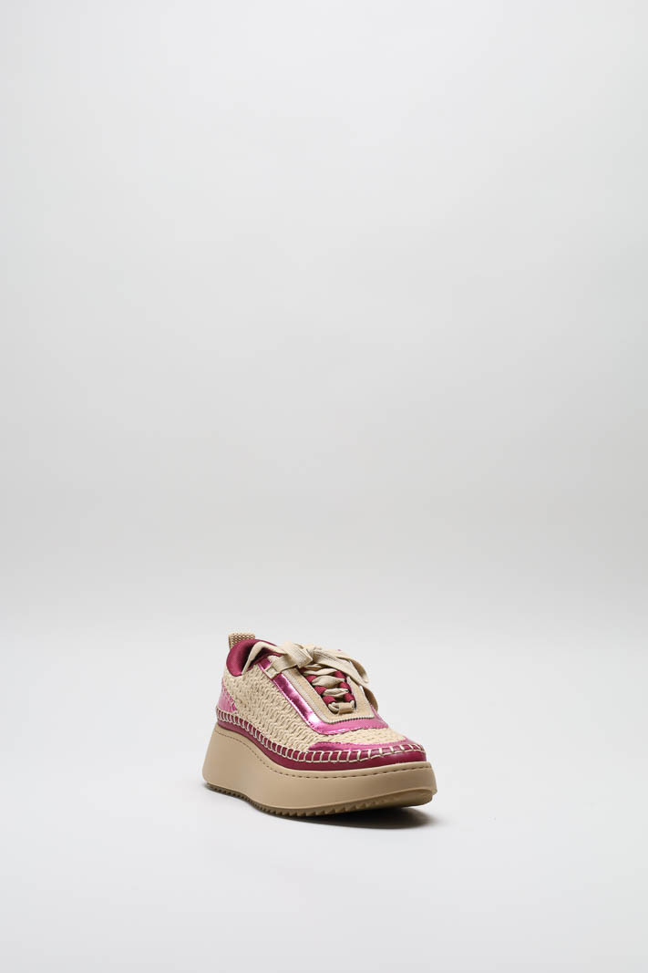 zoom in on Roze Sneaker image Roze Sneaker image