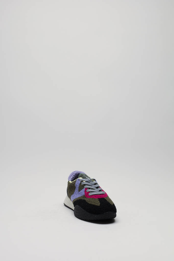 zoom in on Kaki Sneaker image Kaki Sneaker image