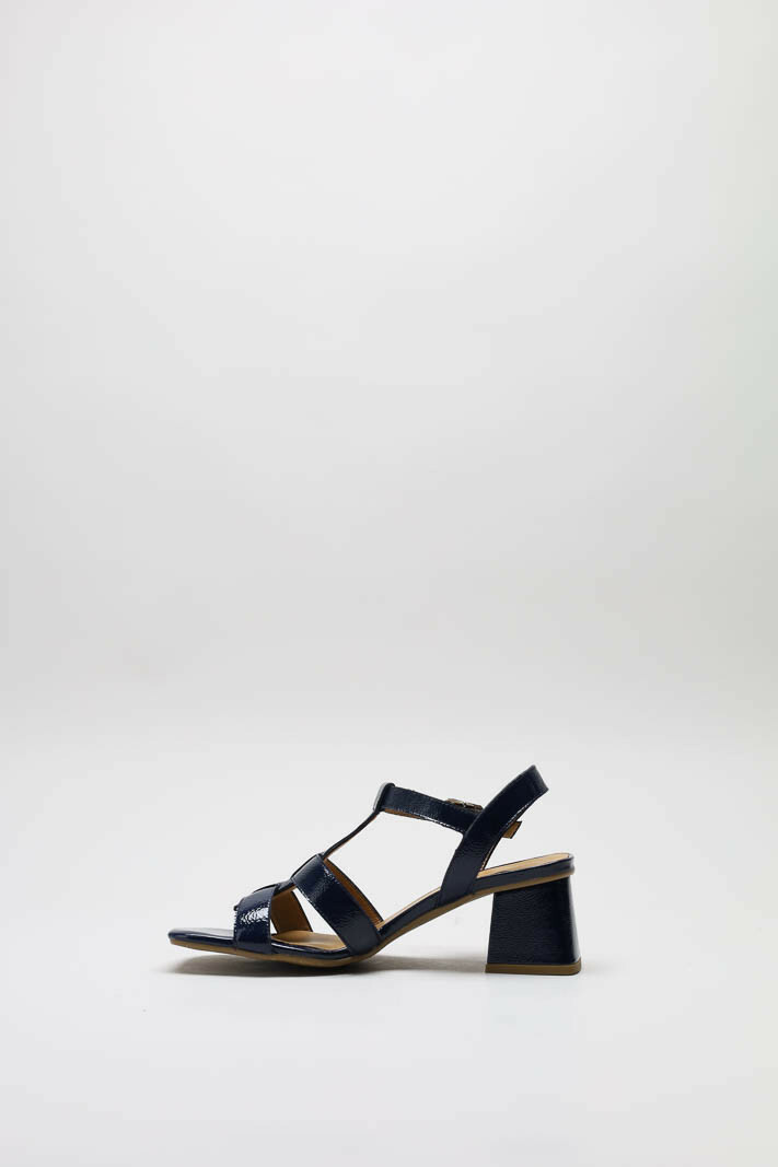 zoom in on Donkerblauw Sandaal hak image Donkerblauw Sandaal hak image