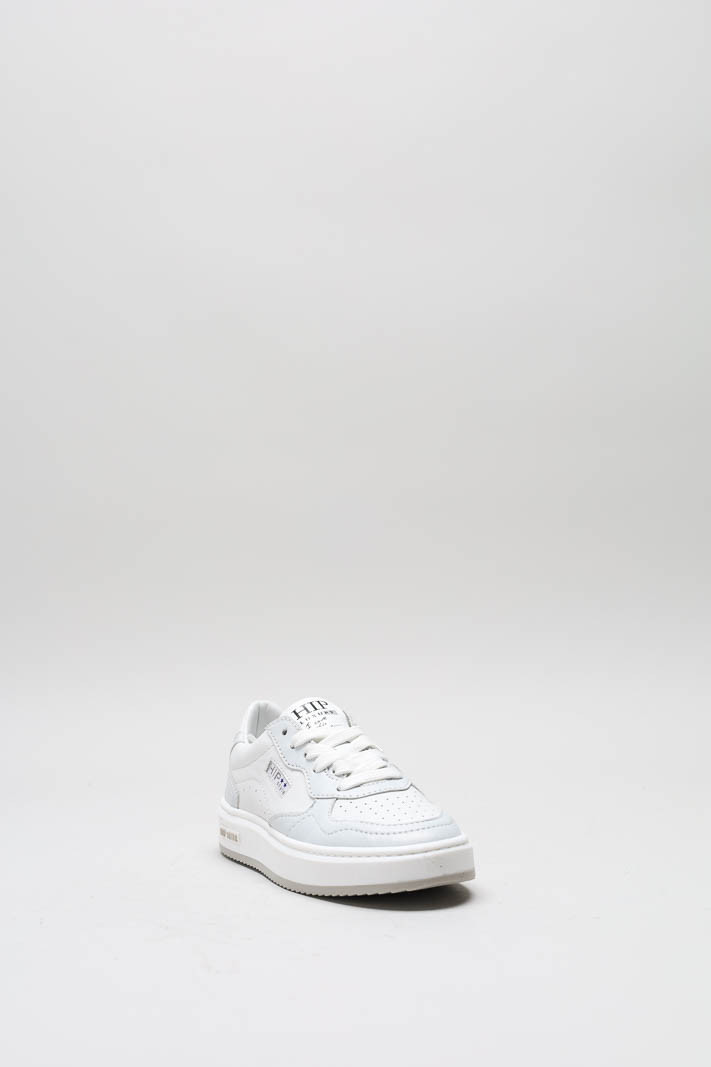 zoom in on Lichtgrijs Sneaker image Lichtgrijs Sneaker image