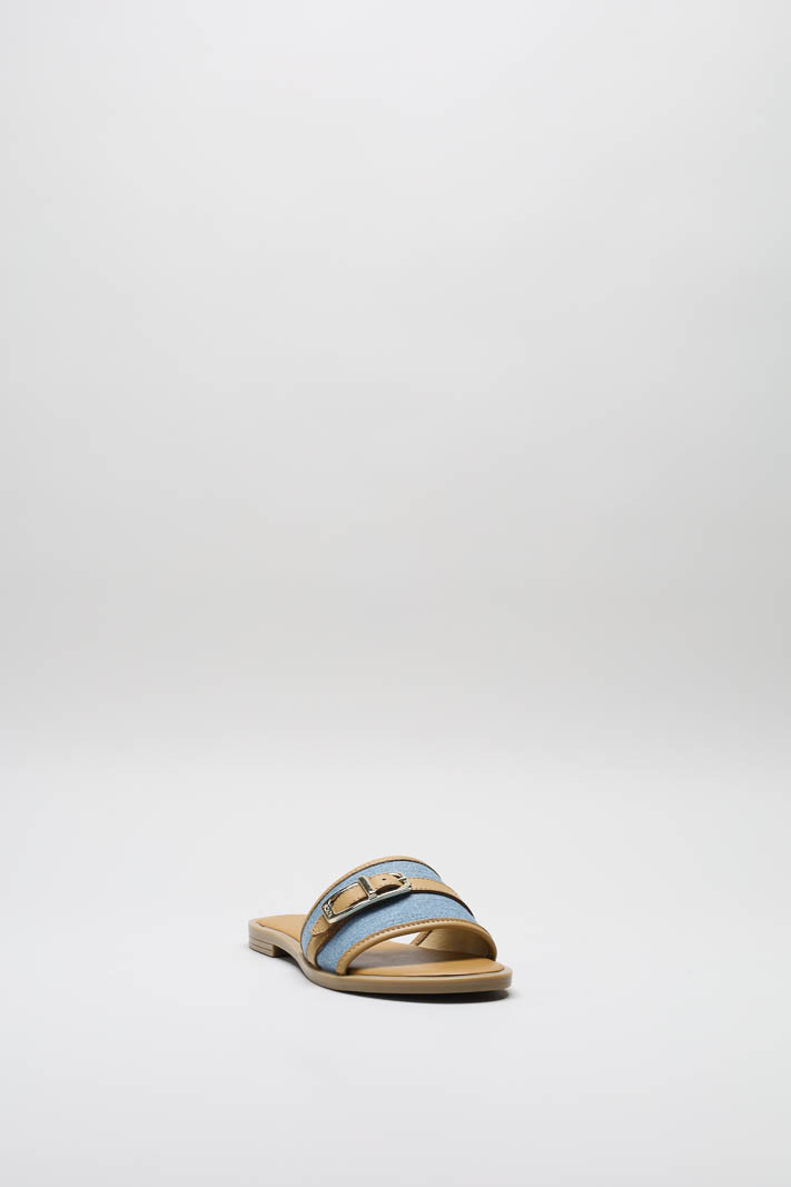 zoom in on Blauw Slipper image Blauw Slipper image