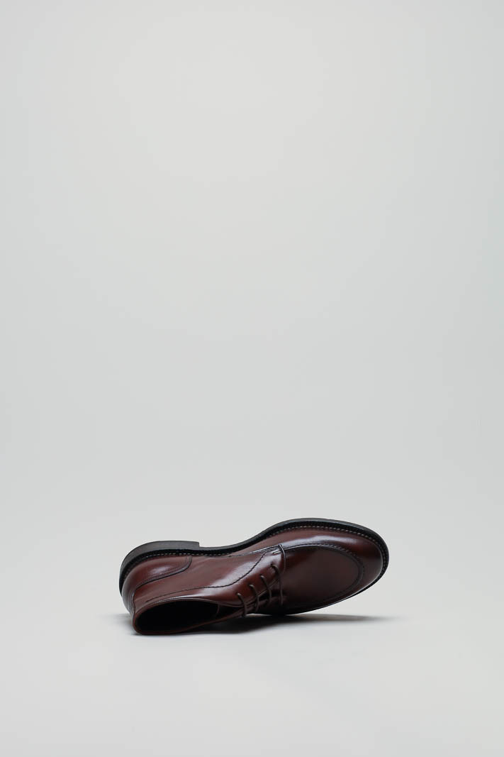 zoom in on Roodbruin Veterschoen hoog image Roodbruin Veterschoen hoog image