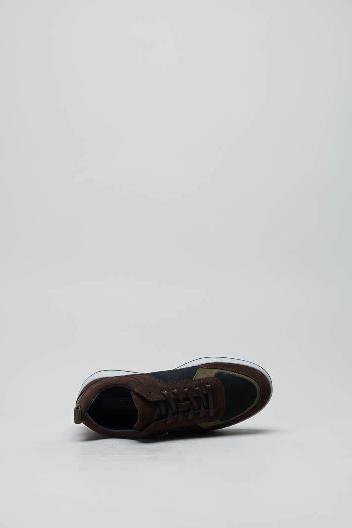 zoom in on Bruin Sneaker image Bruin Sneaker image