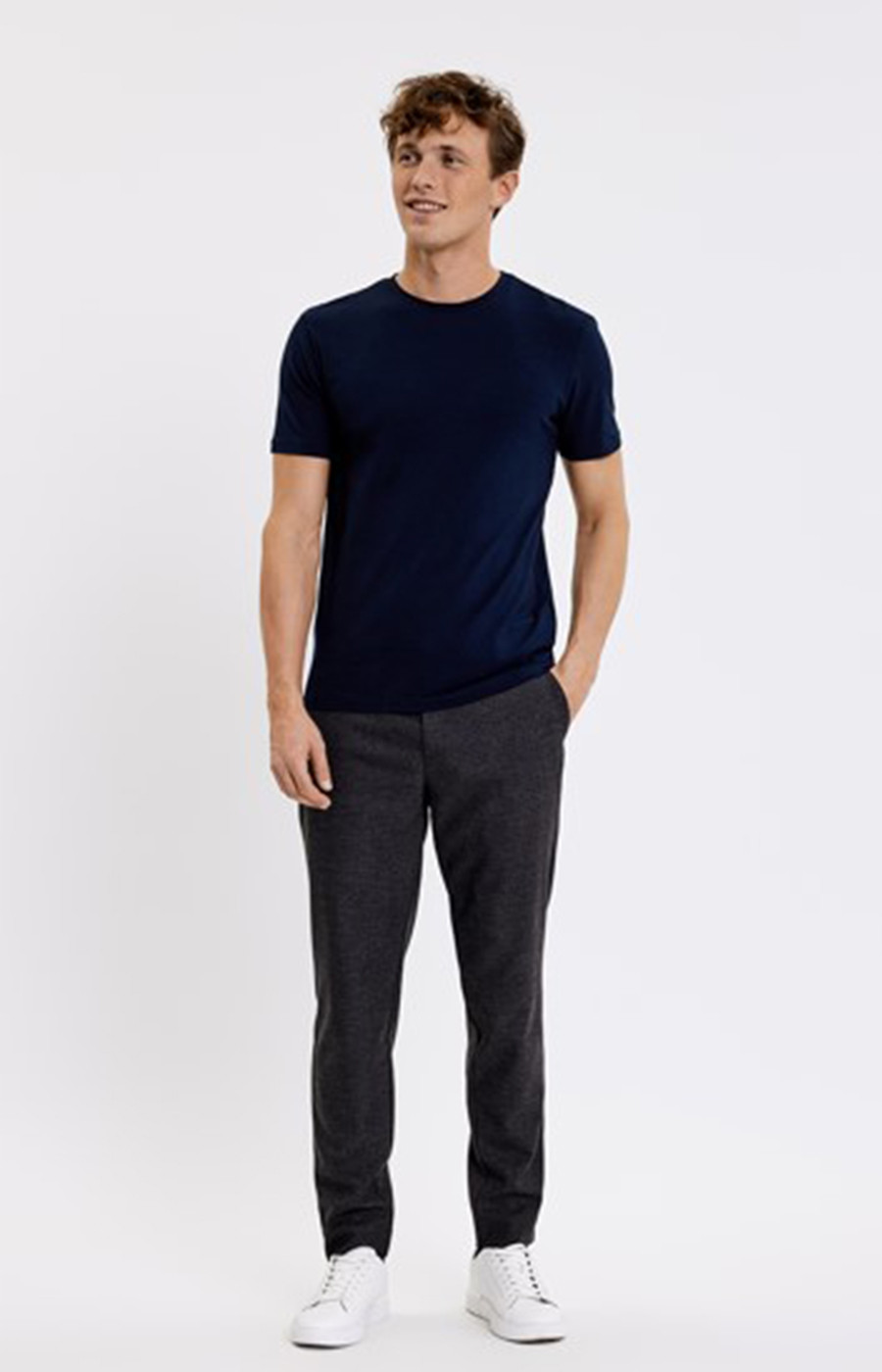 zoom in on Blauw Broek image Blauw Broek image