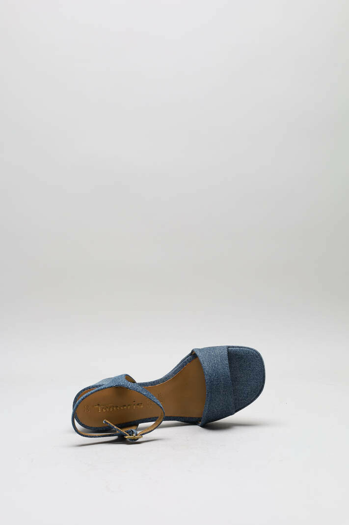 zoom in on Blauw Sandaal hak image Blauw Sandaal hak image