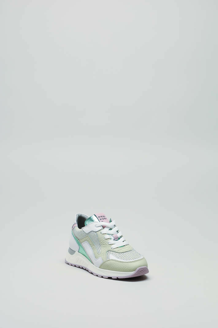 zoom in on Lichtgroen Sneaker image Lichtgroen Sneaker image