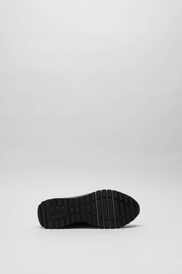 zoom in on Bruin Sneaker image Bruin Sneaker image