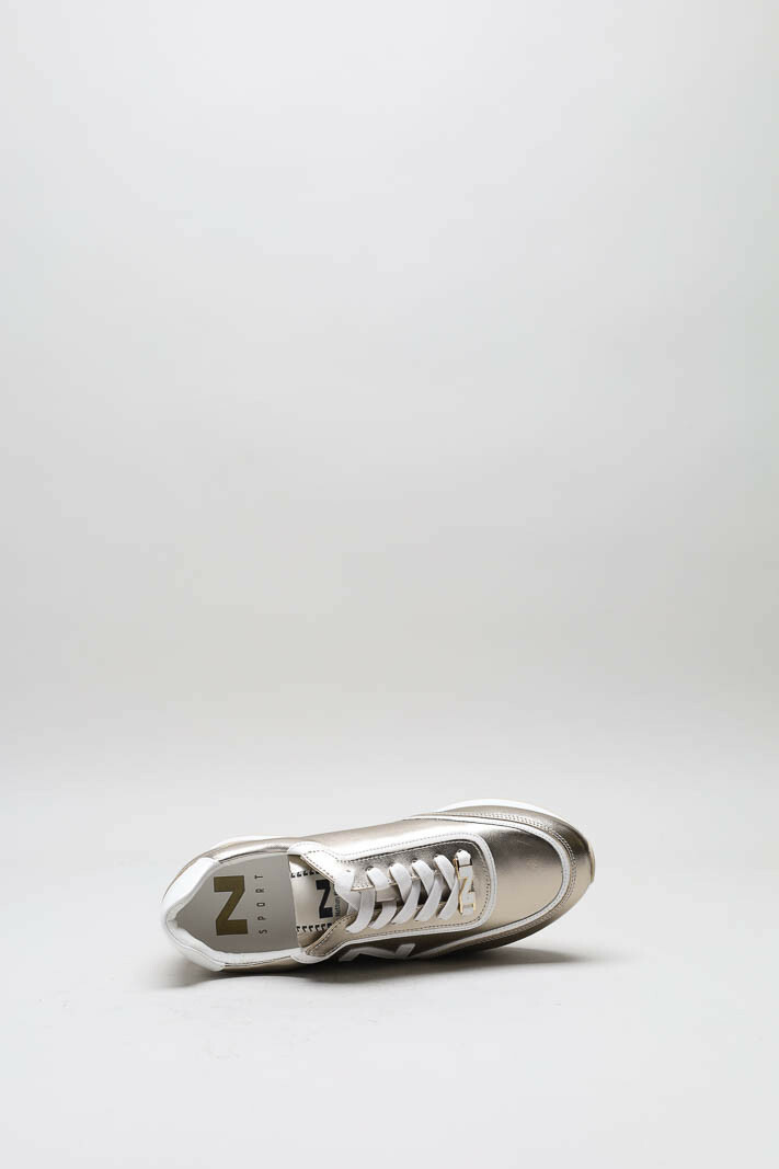 zoom in on Goud Sneaker image Goud Sneaker image