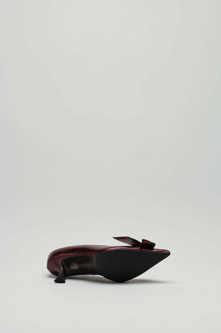 zoom in on Bordeaux Pump image Bordeaux Pump image