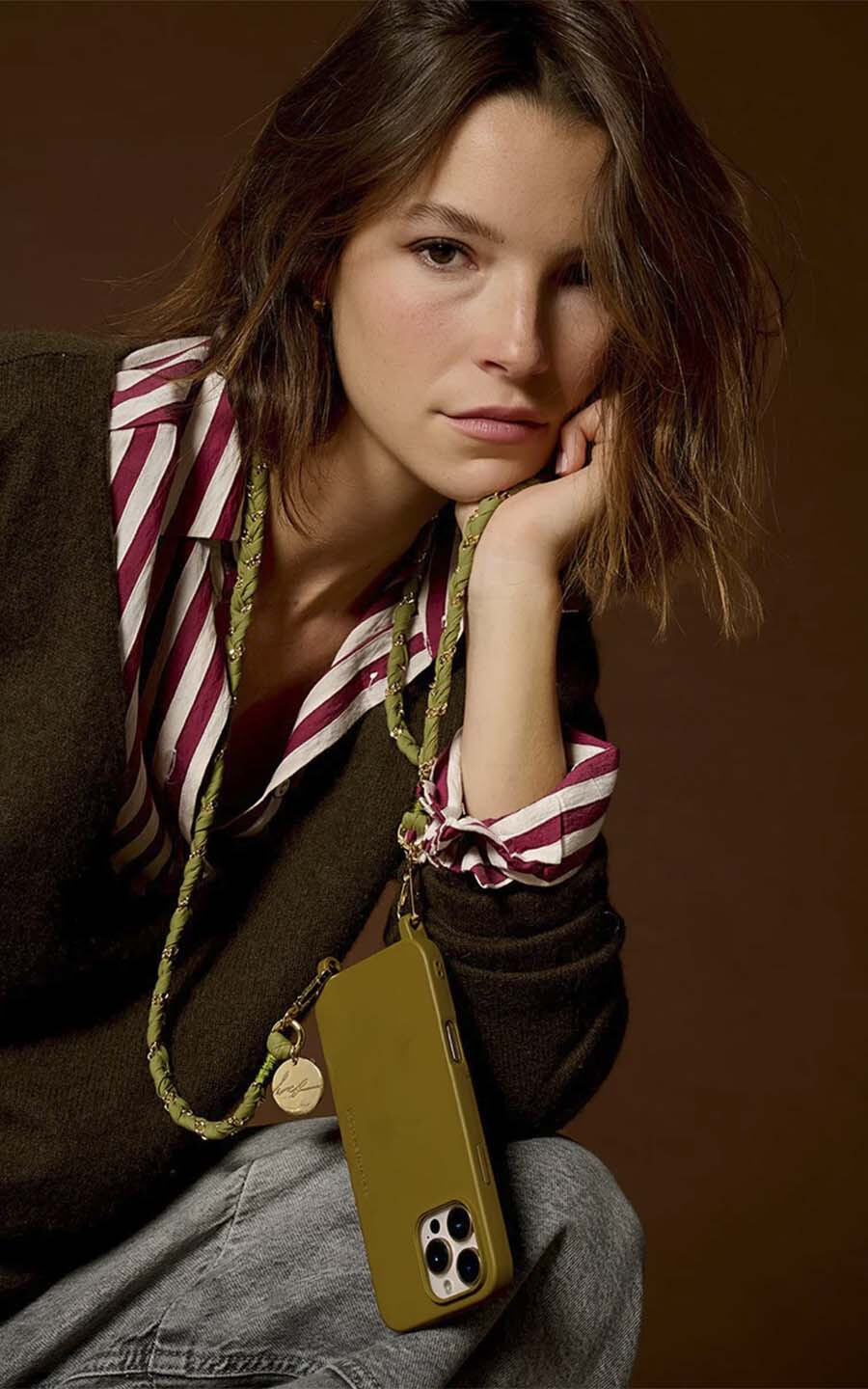 Kaki Multi media accessoires