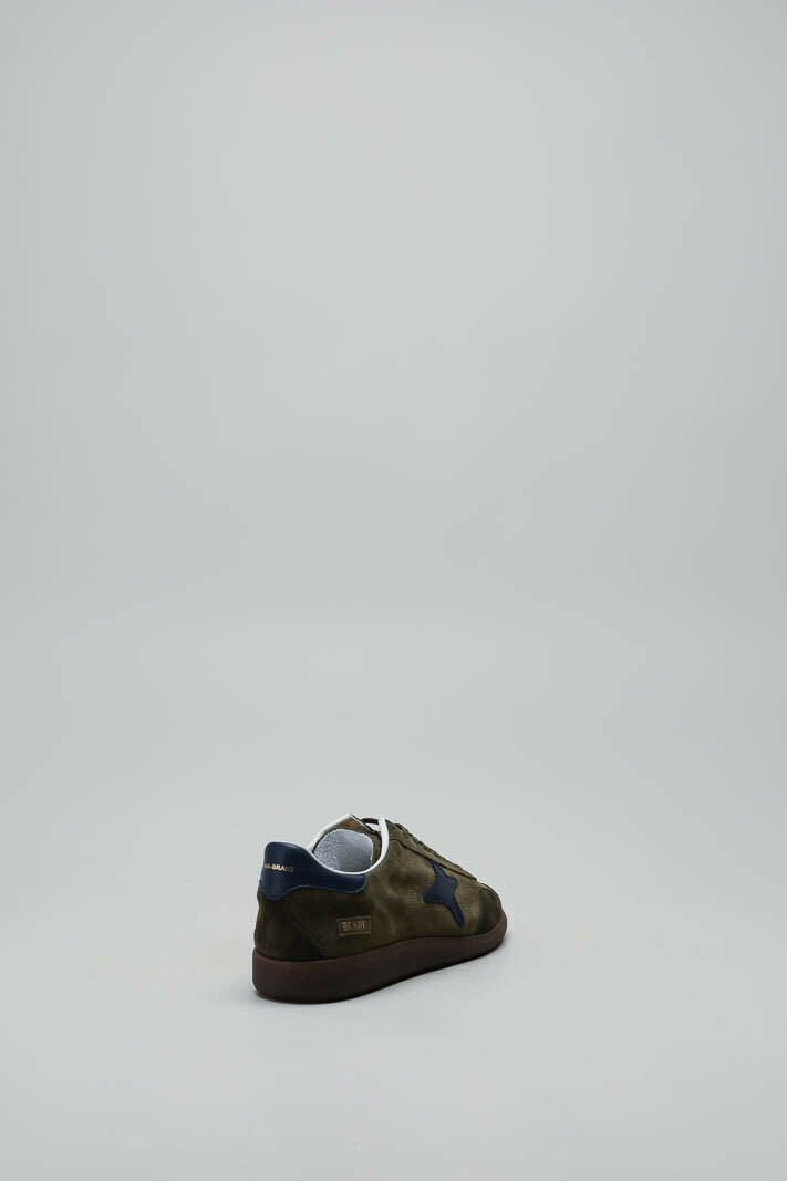 zoom in on Groen Sneaker image Groen Sneaker image