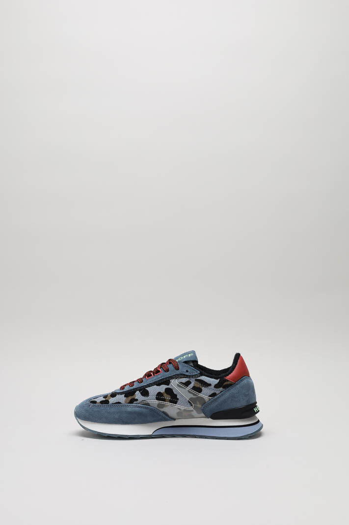 zoom in on Blauw Sneaker image Blauw Sneaker image
