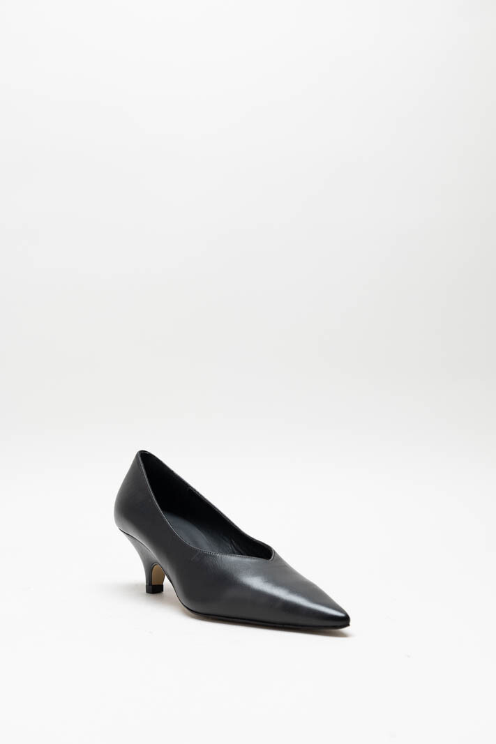 Zwart Pump