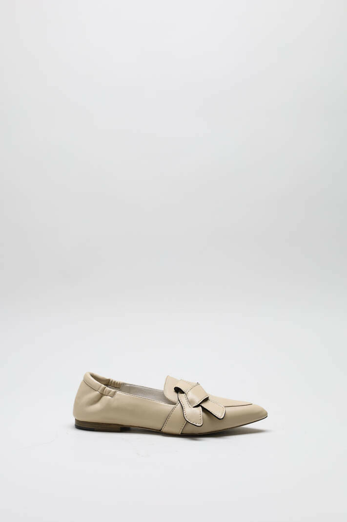 Beige Mocassin