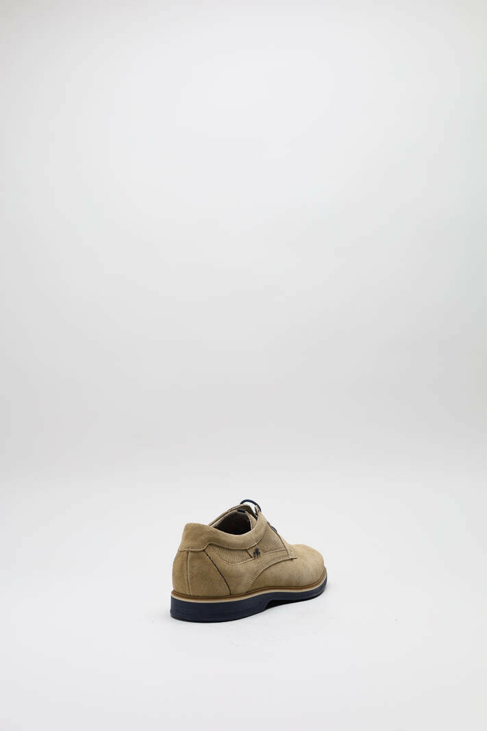 zoom in on Beige Veterschoen image Beige Veterschoen image