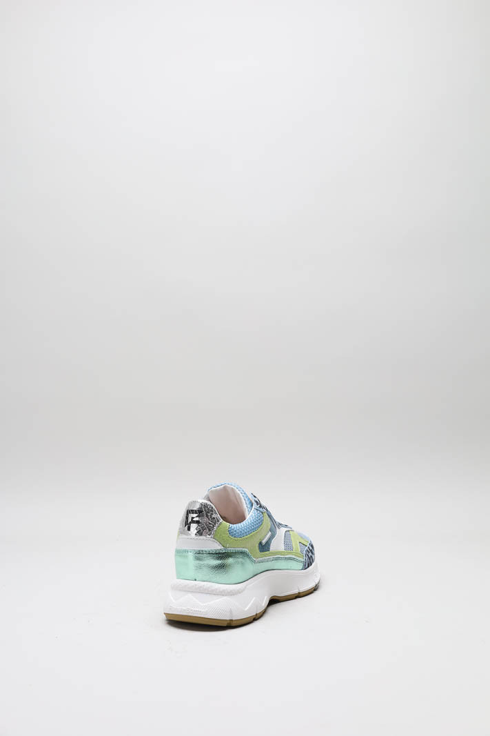 zoom in on Blauw Sneaker image Blauw Sneaker image