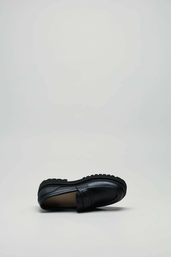 zoom in on Zwart Mocassin image Zwart Mocassin image