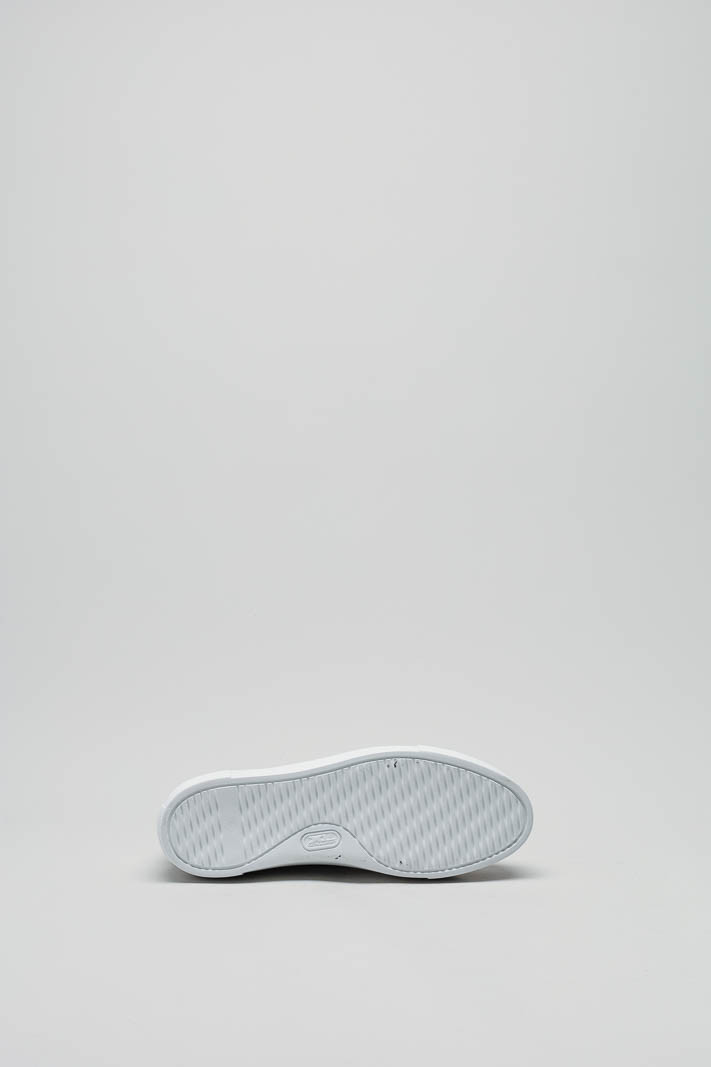 zoom in on Wit Sneaker image Wit Sneaker image