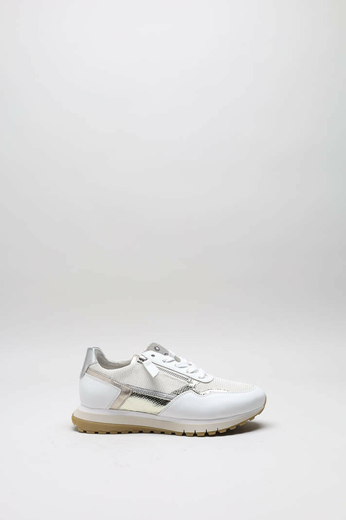 zoom in on Wit Sneaker image Wit Sneaker image