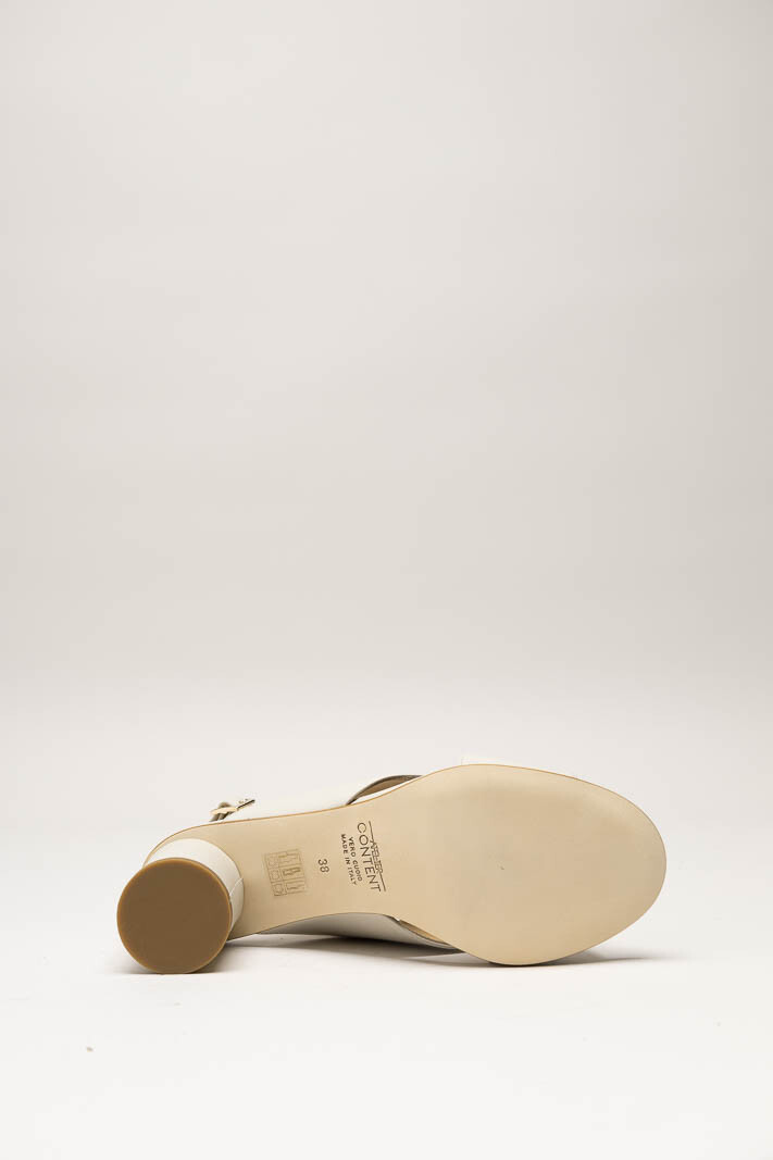 Lichtbeige Sandaal hak image