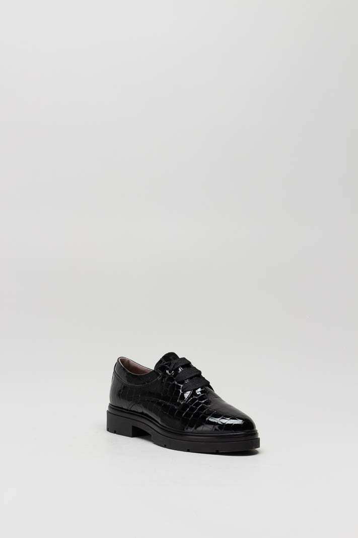 zoom in on Zwart Veterschoen image Zwart Veterschoen image