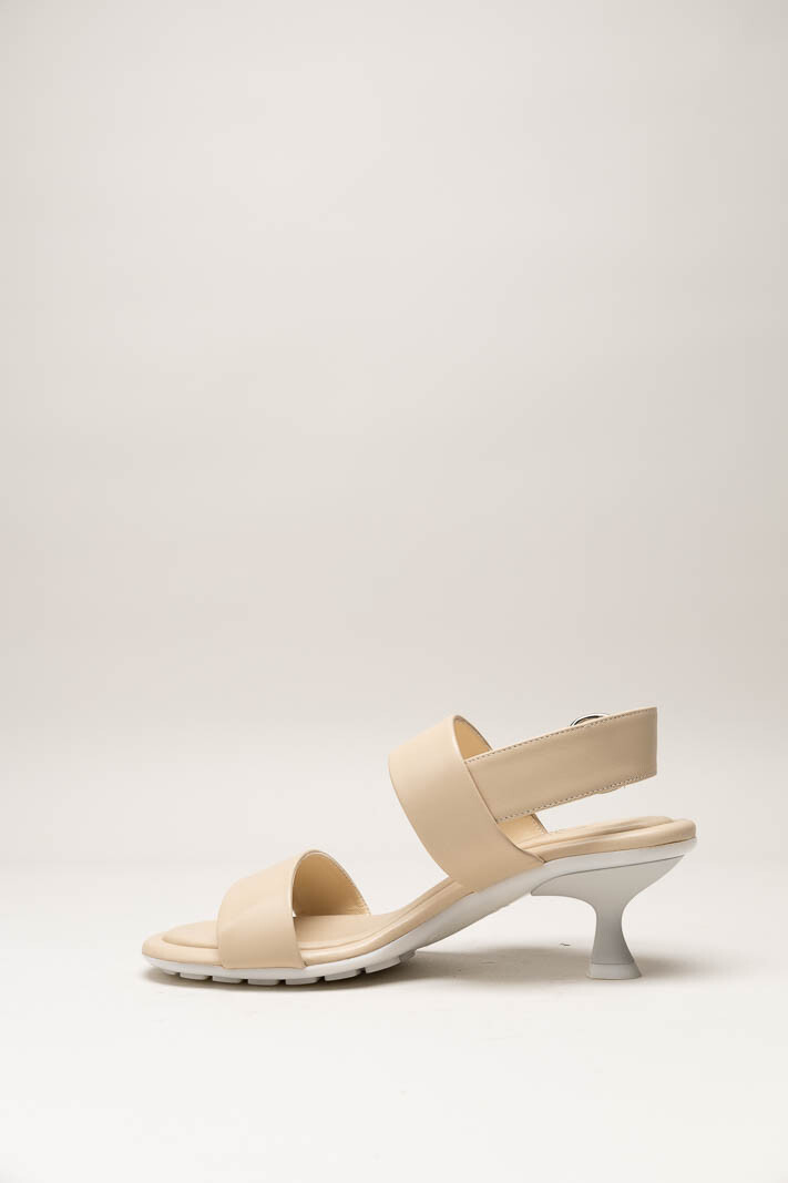 Nude Sandaal hak image