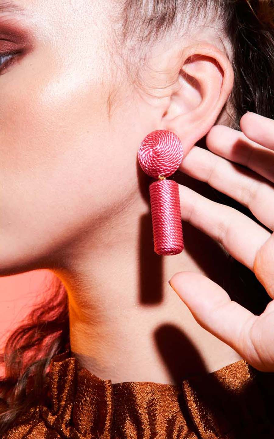 zoom in on Roze Oorbellen image Roze Oorbellen image