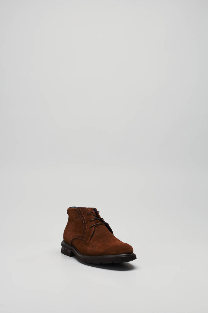 zoom in on Roestbruin Veterschoen hoog image Roestbruin Veterschoen hoog image