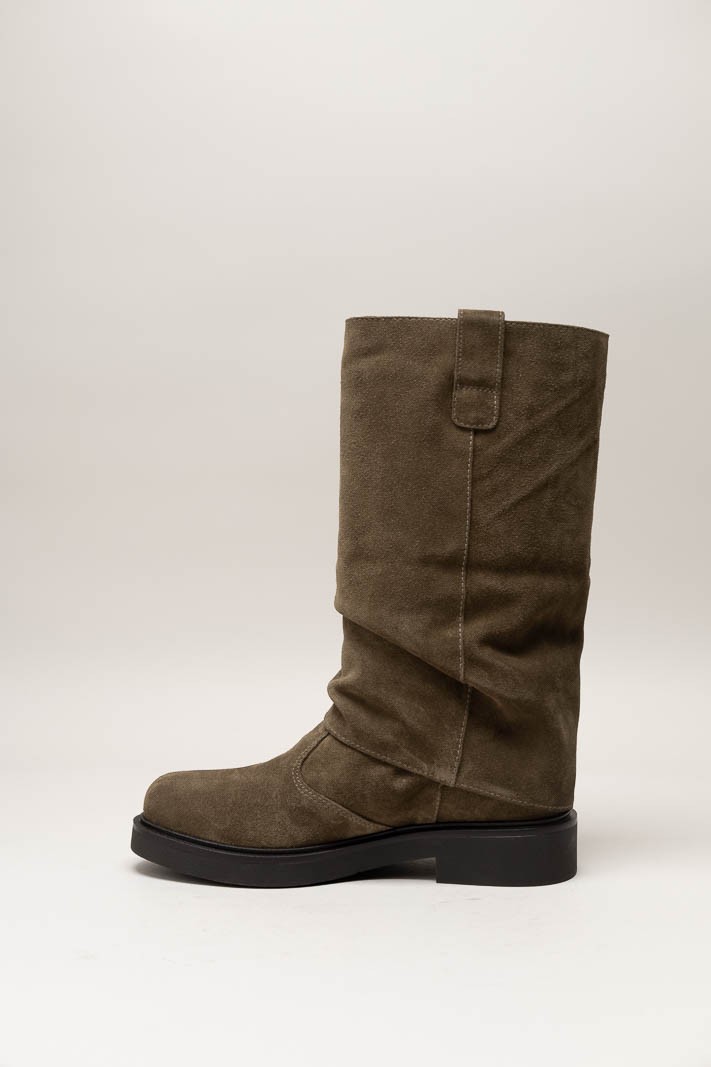 Taupe Laars image
