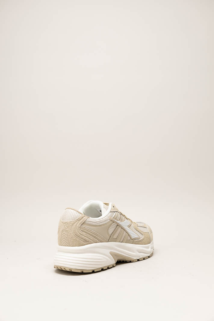 Beige Sneaker image