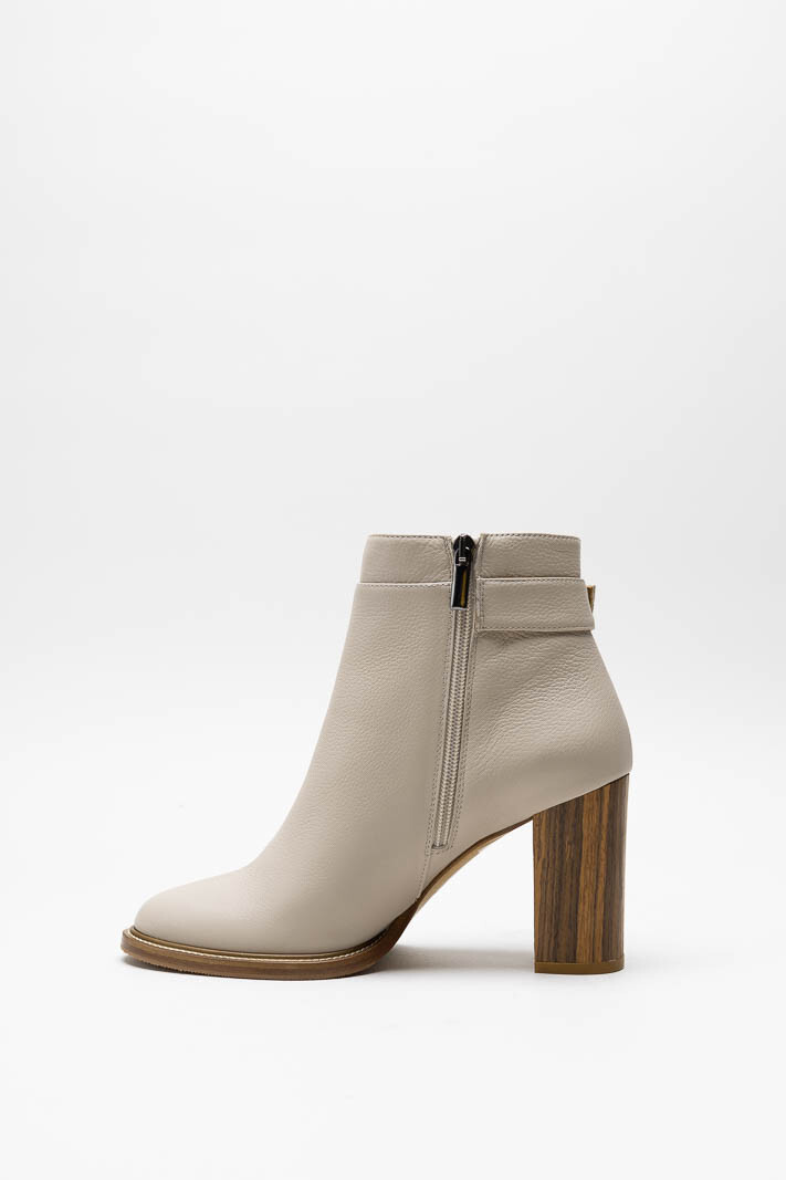 Lichtbeige Enkellaars hak image