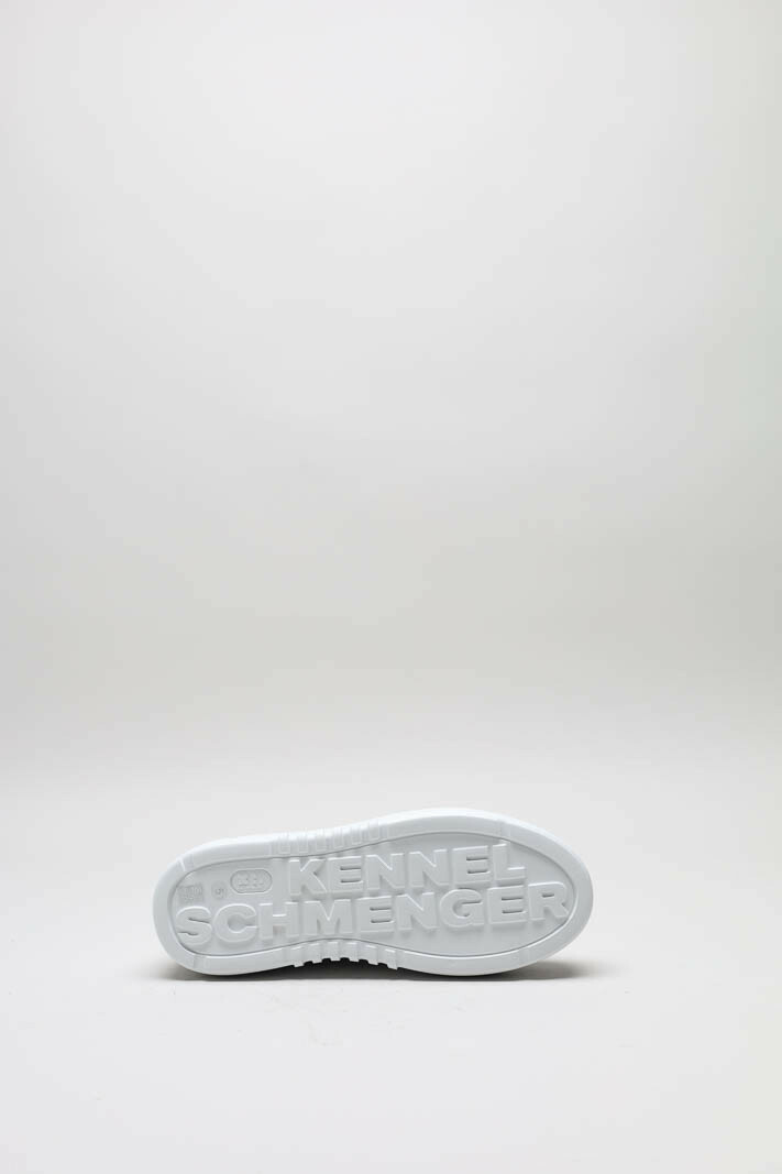 zoom in on Wit Sneaker image Wit Sneaker image