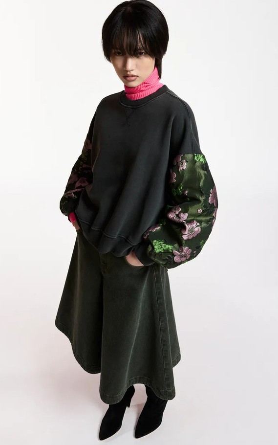 Kaki Sweater image