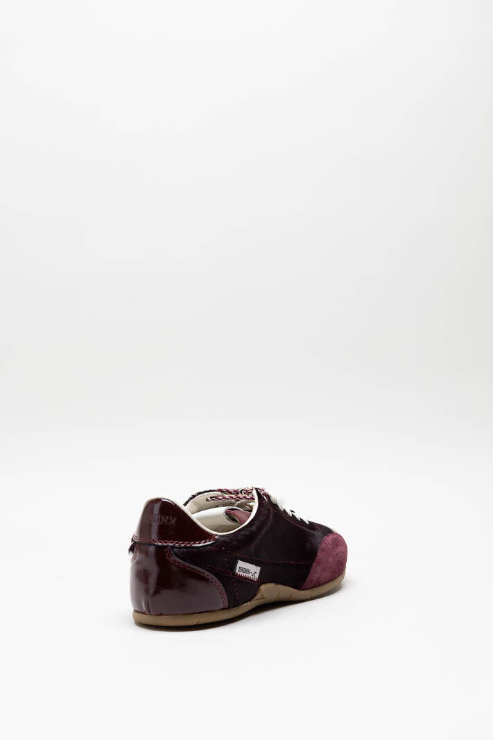 Bordeaux Sneaker image
