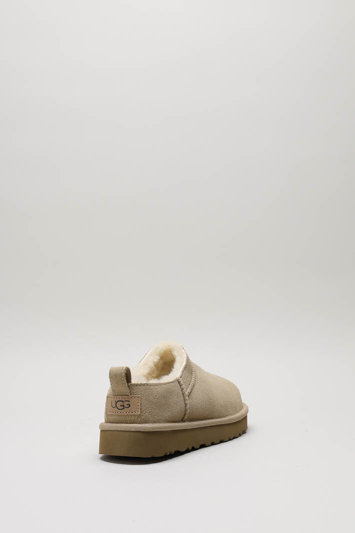 zoom in on Beige Instapper image Beige Instapper image