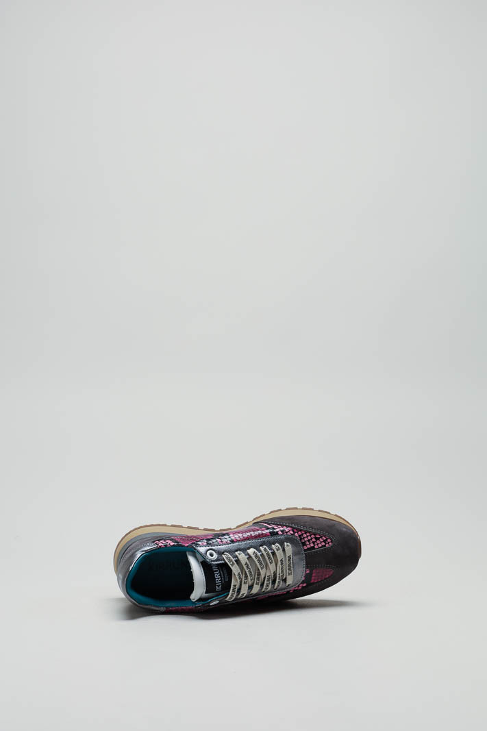 zoom in on Grijs Sneaker image Grijs Sneaker image