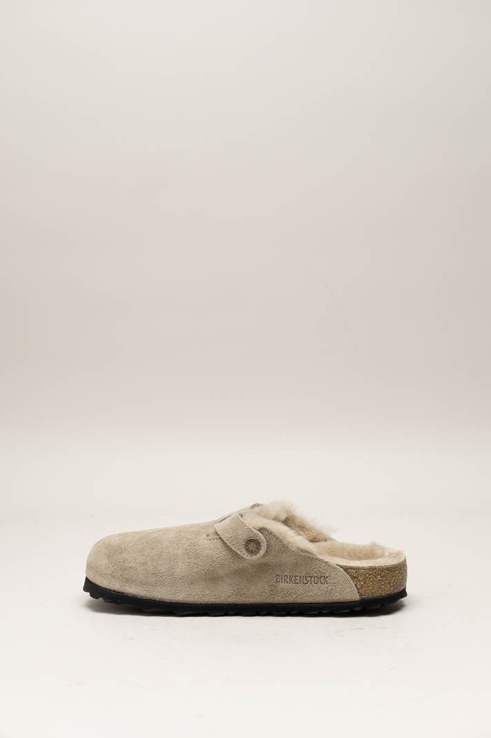 Taupe Muiltje image