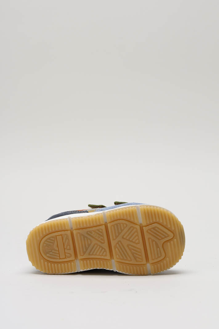 zoom in on Kaki Velcro schoen image Kaki Velcro schoen image