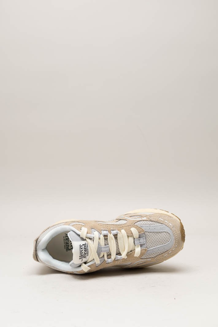 Donkerbeige Sneaker image